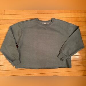 J. O & Co. crewneck light teal green sweatshirt with raw hem. Ladies XL NWOT